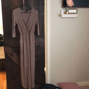 Tan brown mocha maxi dress with pockets!